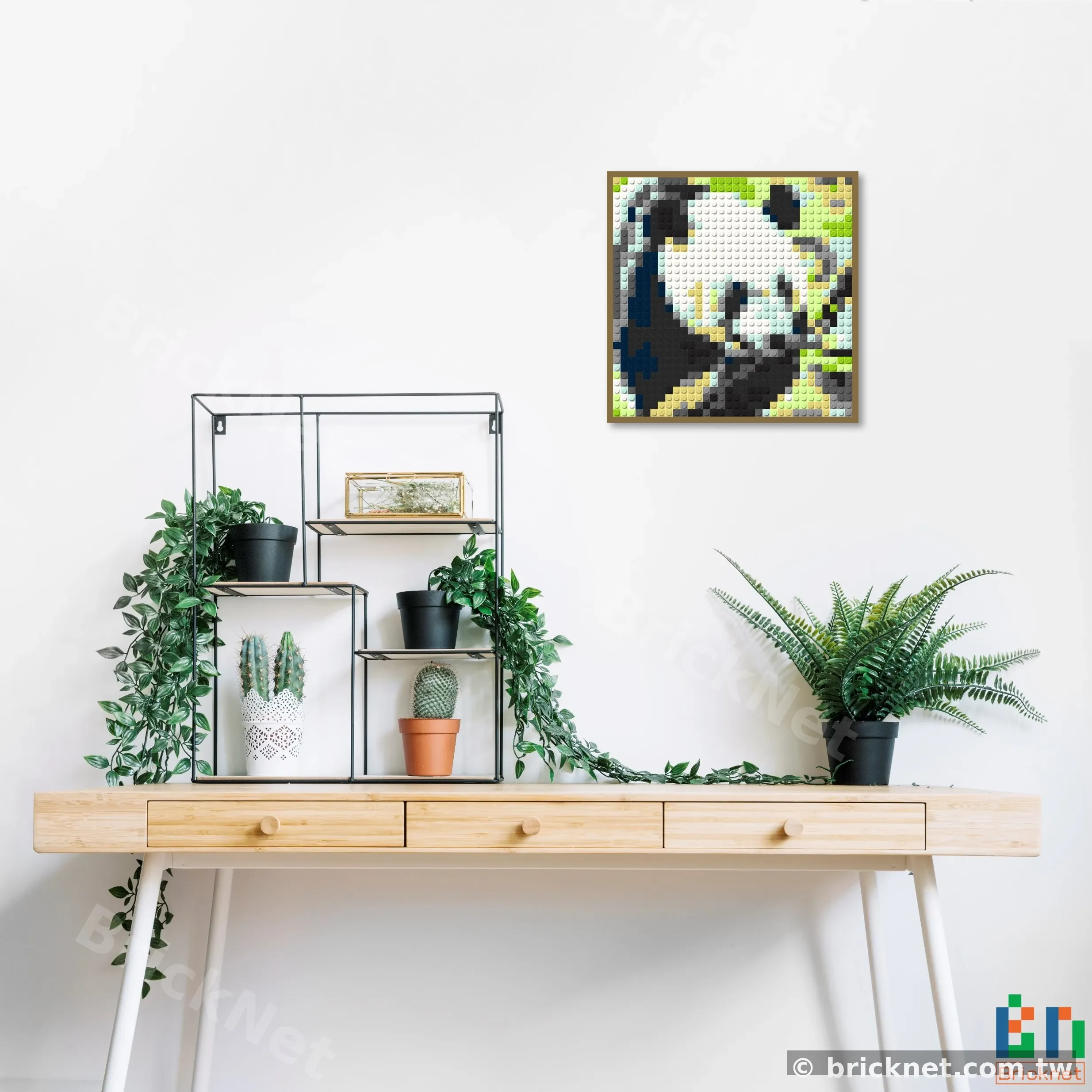 Panda-Porträt Brick-Mosaik im Wohnraum — BrickNet Kundenwerk